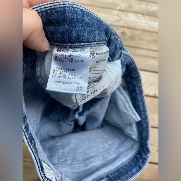 Adriano Goldschmeid the stilt roll up cigarette - Picture 6 of 8